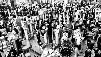 量子計(jì)算原型機(jī)“九章三號”實(shí)驗(yàn)裝置示意圖（部分）。圖片由中國科學(xué)技術(shù)大學(xué)提供